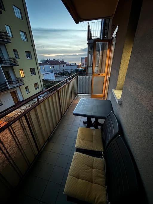 Netflix - Wi-Fi - “Fiume 19” - Apartment Trieste Luaran gambar